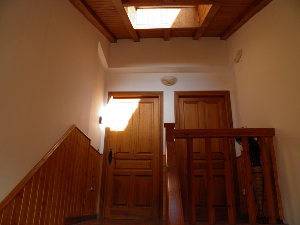 Mirasierra II Y III 纳瓦雷东达德格雷多斯 外观 照片